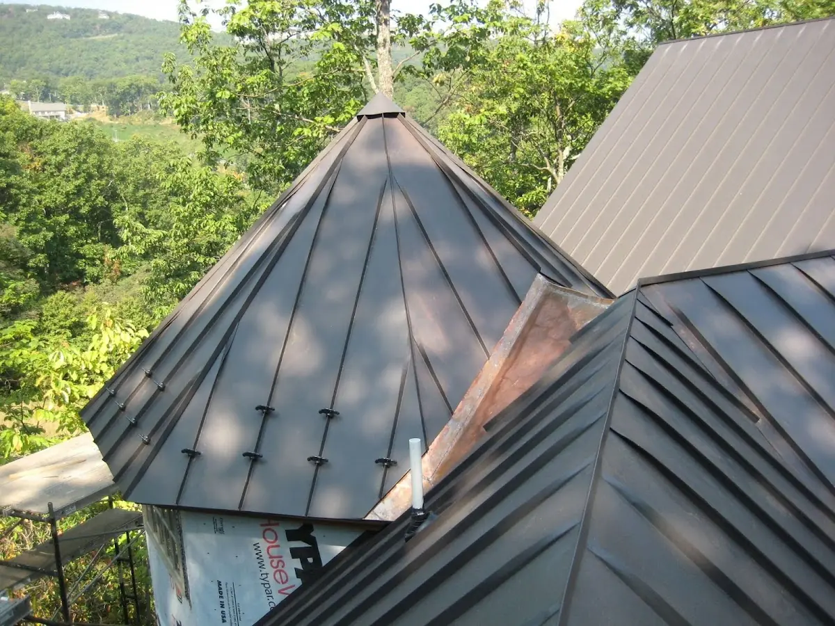 Professional Roof Tarp Installation by Craftsman Roofing in Hall